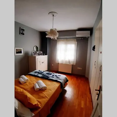 2 Floor In Kalamaria,thessaloniki. Lägenhet Thessaloníki