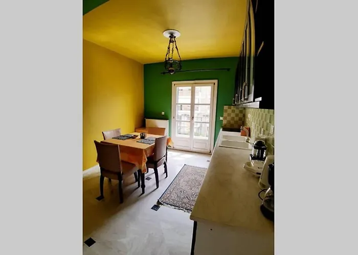 2 Floor In Kalamaria,thessaloniki. 아파트 *